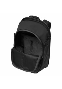 Zaino nero, realizzato in materiale resistente, con un ampio scomparto principale, tasca frontale e pannello posteriore imbottito con spallacci regolabili.