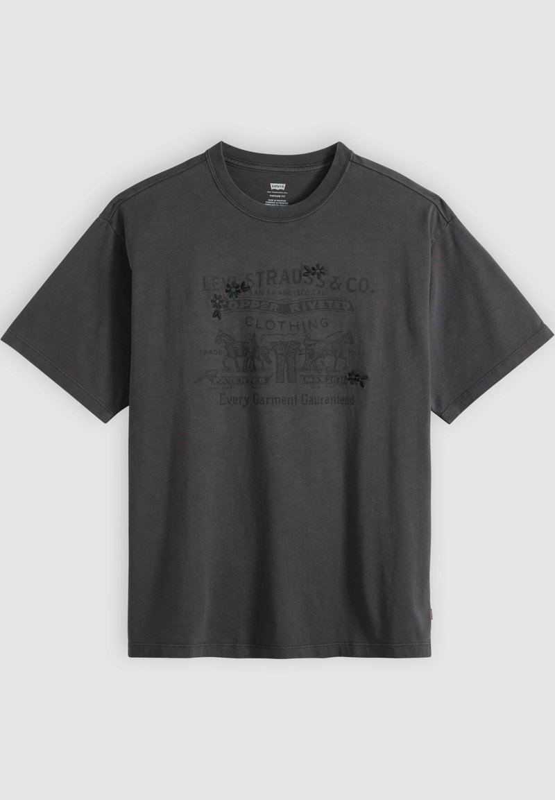 T-shirt Levi's gris foncé avec col rond et motif imprimé noir délavé représentant deux chevaux et texte sur le devant.