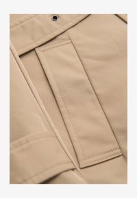 Niet geselecteerd, beige