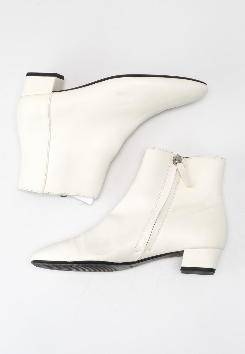 Talons Mango Boots Blanche Mango Bottines à Talons Hauts White