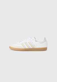 SAMBA LICENSED UNISEX - Inomhusfotbollsskor - white/lgh solid grey/gum