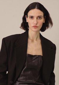 Materiel BOXY COAT - Κλασικό παλτό - black