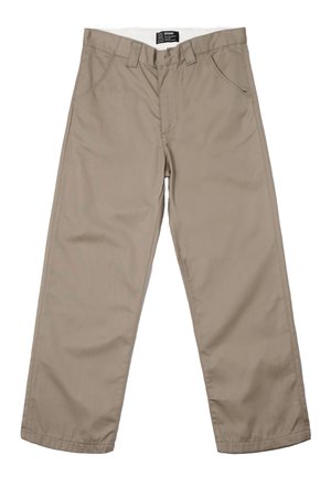 Beige chinos dengan potongan kaki lurus, ritsleting, dan dua saku depan. Terbuat dari bahan katun; tekstur polos tanpa pola yang terlihat.