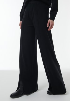 WIDE-LEG - Trainingsbroek - black