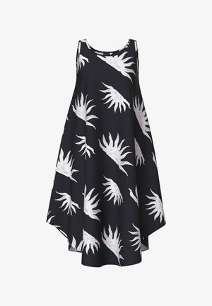 Robe noire ornée de motifs blancs imitant des empreintes de mains, sans manches, avec une silhouette trapèze et un ourlet en biais.