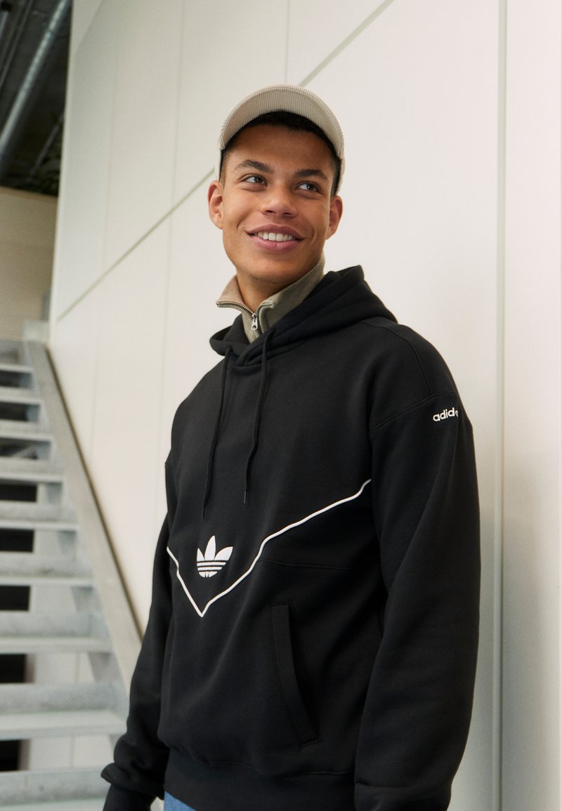 adidas Originals ADICOLOR SEASONAL ARCHIVE - Hoodie - black