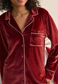 Laura Ashley REGULAR FIT - BUTTON THROUGH SET - Nachtwäsche Set - red