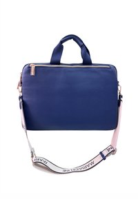 Borsa a tracolla in pelle blu navy con manici doppi e tracolla removibile. Presenta una superficie texture e una cerniera dorata lungo la parte superiore.