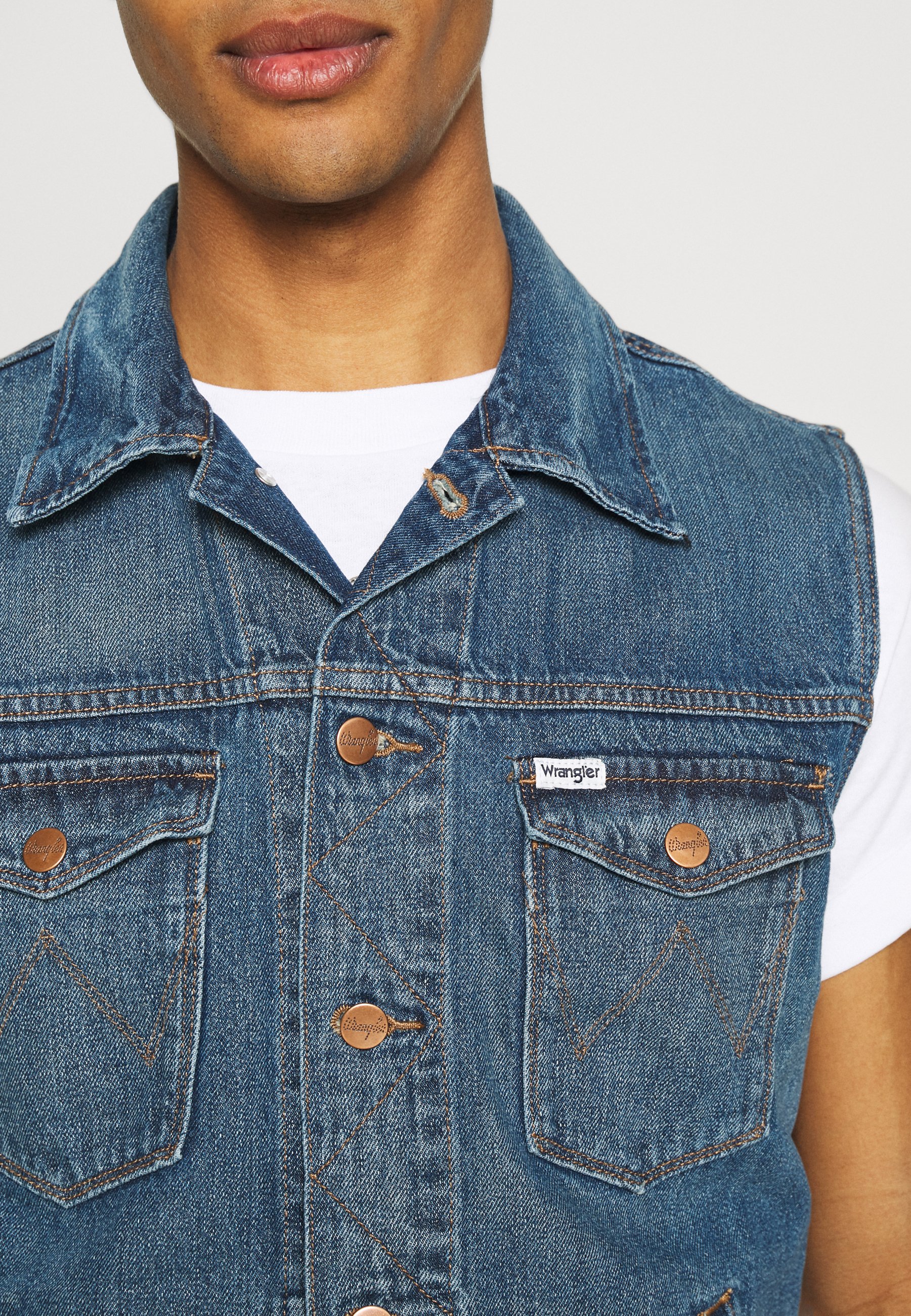 Wrangler VEST - Waistcoat - lite blue 