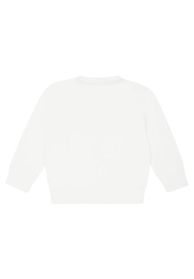 Maglione bianco lavorato a maglia con maniche lunghe, polsini e orlo a costine, caratterizzato da una texture liscia e un design semplice e pulito. Vista dal retro.