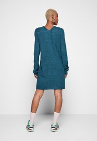 JDY JDYELANORA V-NECK NOOS - Pulóverruha - atlantic deep