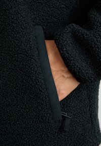 Columbia BLACK MESA™ BOUCLE  - Forro polar - black