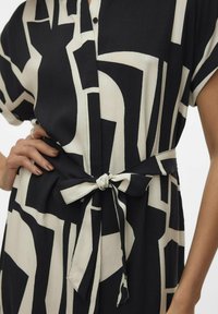 Vero Moda VMEASY  - Abito a camicia - nero fantasia