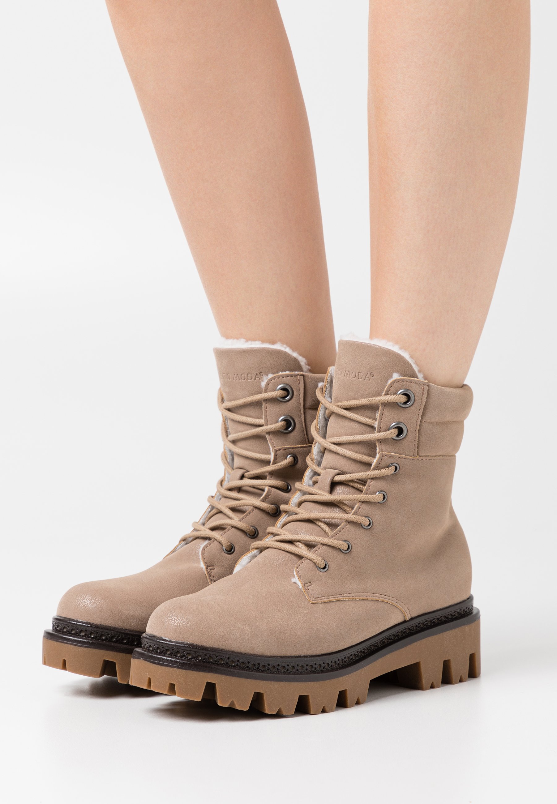 Vero Moda VMSIA BOOT - Botines con cordones - sepia tint/beige - Zalando.es