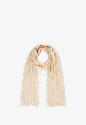Jasno beżowy szalik z teksturowanej tkaniny, z frędzlami i pomarszczonym wzorem, o miękkim i lekkim wyglądzie.