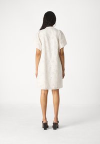 Bruuns Bazaar Vapaa-ajan mekko - white