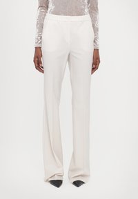 Marella ICELAND - Auduma bikses - bianco lana