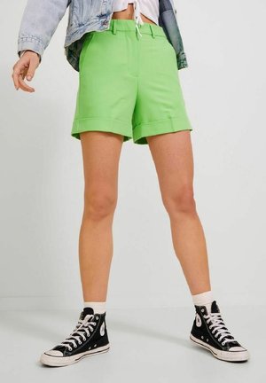 Shorts - light green