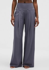 Non sélectionné, grape mist