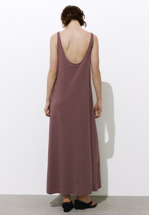 PULL&BEAR, STRAPPY - MIDI DRESS - Robe longue - bordeaux