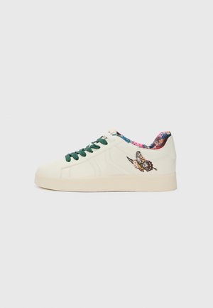 WHAT IS ADAM 03 - Sneakers basse - white