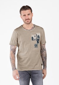 Key Largo MT WHEELS ROUND - Camiseta estampada - sand
