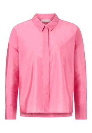 Rosa satinierte Langarmbluse mit klassischem Kragen und Knopfverschluss. Sie hat eine glatte Textur und einen lässigen Schnitt, mit einem dezenten Glanz.