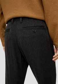 s.Oliver REGULAR - Chino - dunkelgrau