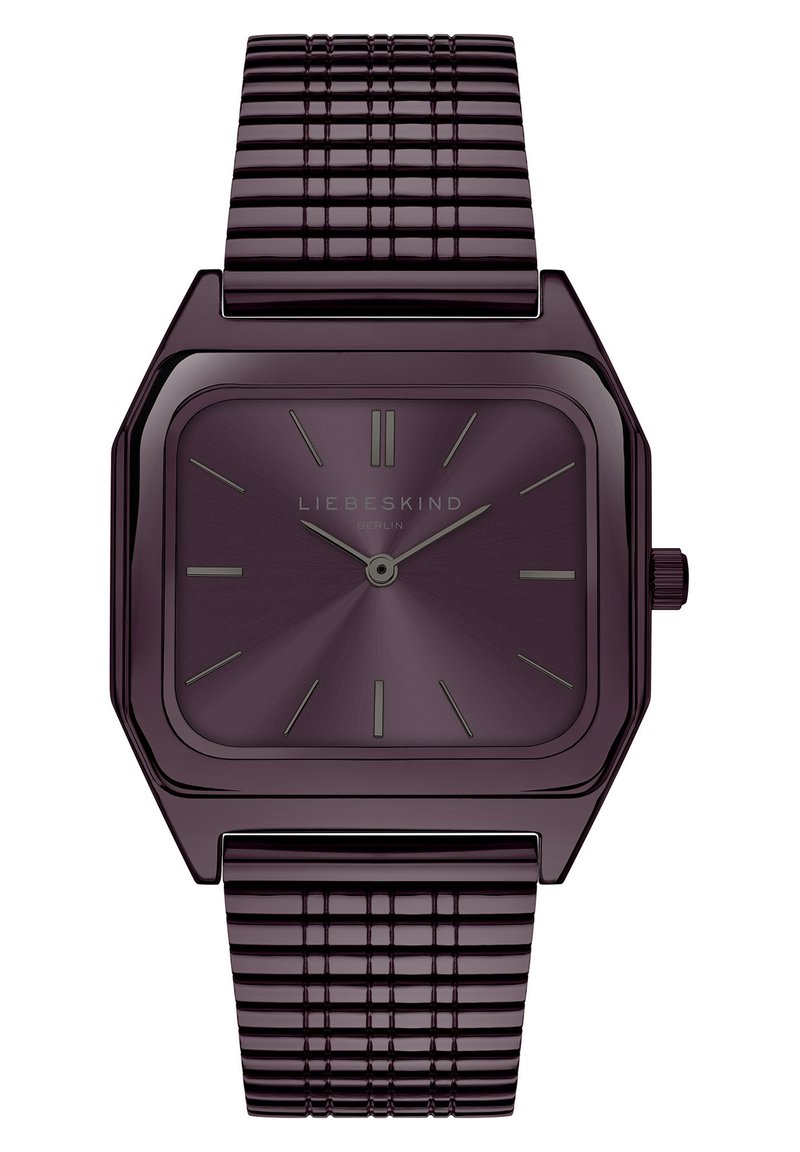 Paarse vierkante horloge met een glanzende afwerking, gestructureerde metalen band, minimalistische uurmarkeringen en een subtiele zonnestraal wijzerplaat. LIEBESKIND merknaam weergegeven.
