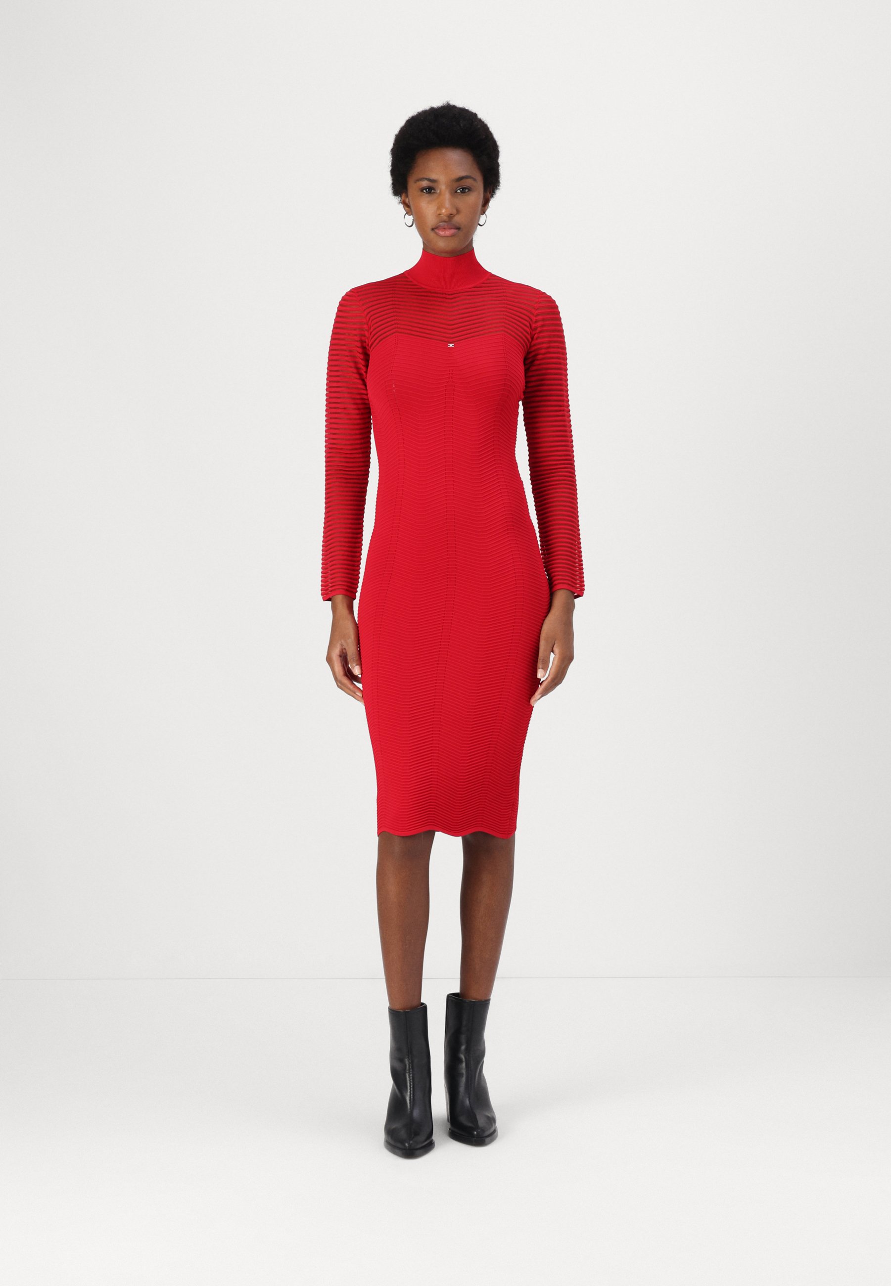 red dress elisabetta franchi Elisabetta Franchi