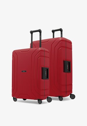Redolz, ESSENTIALS 15 4-ROLLEN KOFFERSET 2TLG. MIT DREIPUNKTVERSCHLUSS UNISEX - Set di valigie - classic red