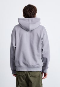 Thumbnail Image 4