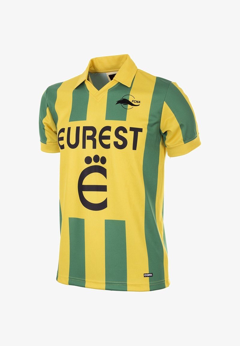Gele en groene gestreepte voetbalshirt met kraag, featuring de tekst "EUREST" en een logo. Gemaakt van zacht, ademend materiaal.
