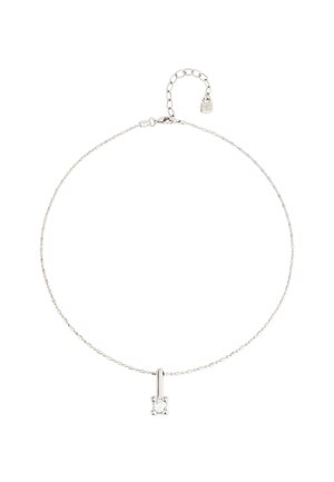 Collar de plata con un fino eslabón y un pequeño charm de cristal cuadrado. Diseño simple con un acabado pulido y cierre de gancho.