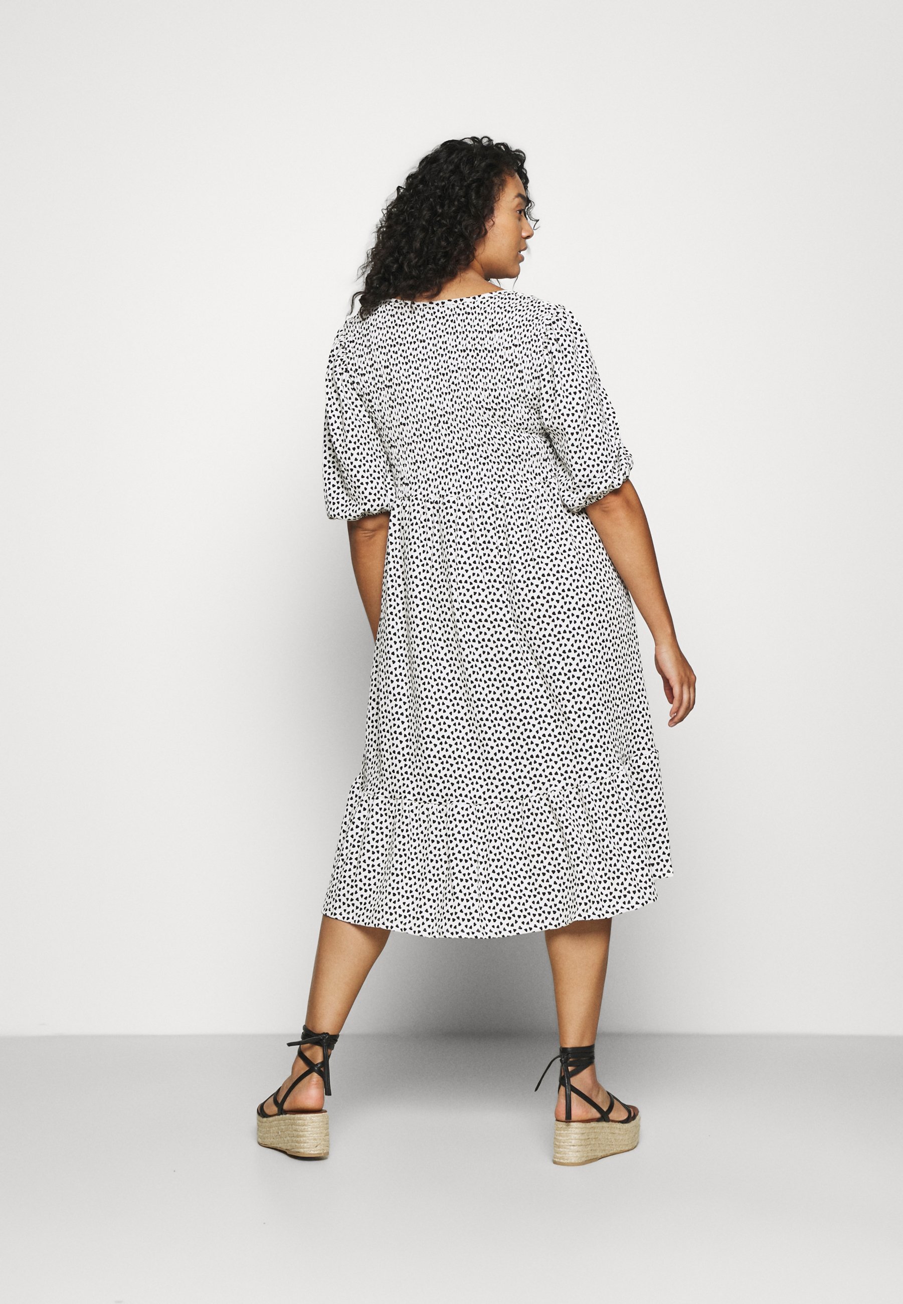 WAFFLE SQUARE NECK TIERED MIDI DRESS 