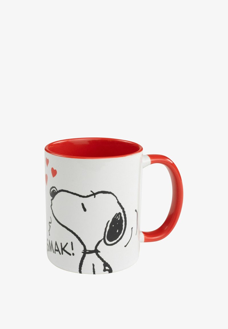 Tazza di ceramica bianca con interno e manico rossi. Presenta un cane cartone nero con cuori e il testo "SMAK!" su un lato.
