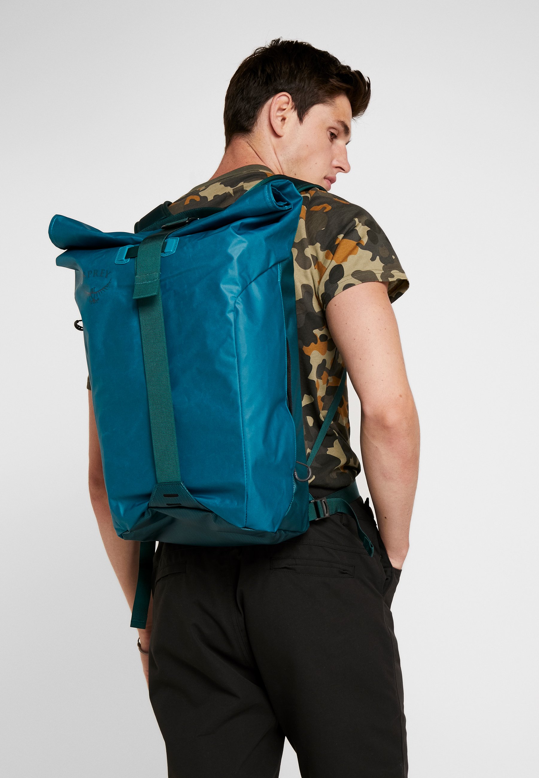 osprey transporter roll backpack