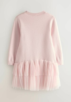 Rosa Kleid mit gestricktem Oberteil und langen Ärmeln sowie einem mehrlagigen Tüllrock, der eine weiche Textur und ein gerafftes Design zeigt.