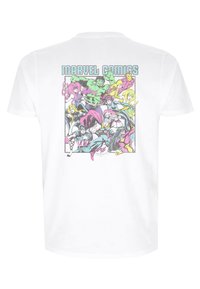 Bílá bavlněná tričko s barevným grafickým designem různých postav z komiksů na zadní straně, s textem "MARVEL COMICS" nahoře.
