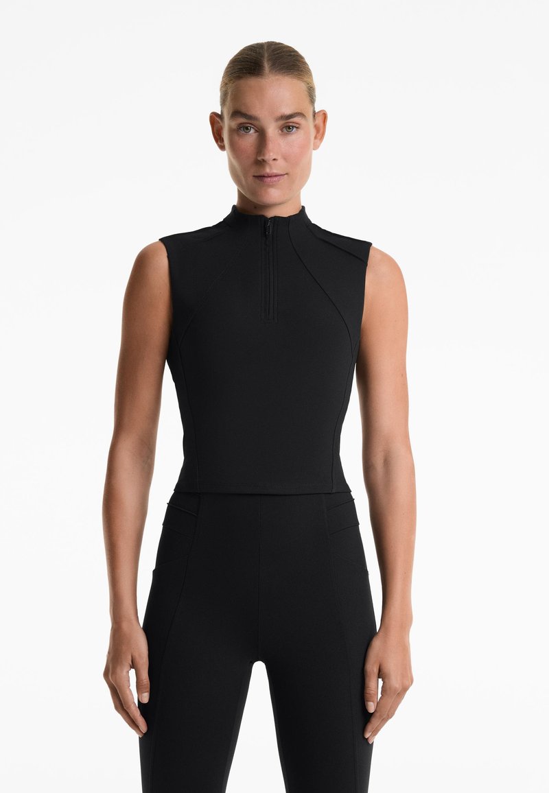 OYSHO EVERMOVE CREASE - Top - black