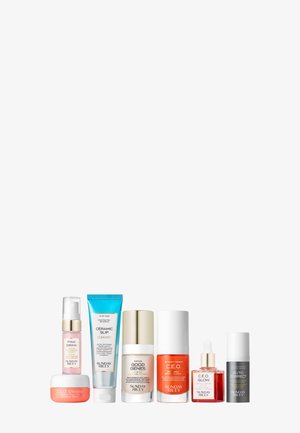 Sunday Riley WAKE UP WITH ME COMPLETE MORNING ROUTINE KIT - Set de soins du visage