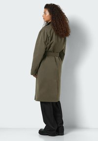 Noisy May MANYA  - Gabardina - khaki