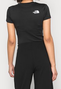 The North Face Jednoduché tričko - black