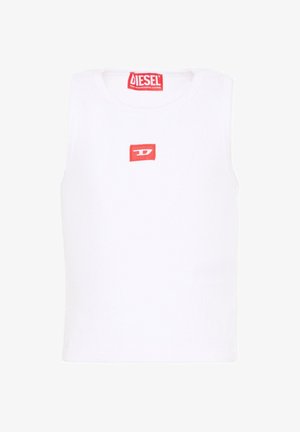 Hvid ærmeløs Diesel-brand skjorte med rød logopatch på brystet og rød label inde i halsudskæringen.