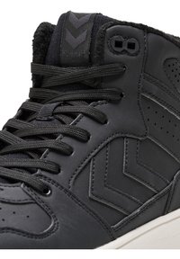 Hummel ST POWER PLAY MID WINTER czarny