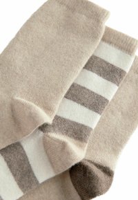 Next 3 PACK- REGULAR FIT - Zeķes - neutral stripe