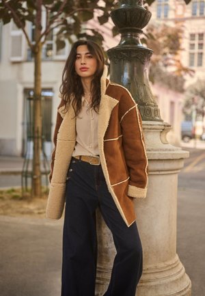 Cream, CRTEKLA SHEARLING WINTER - Manteau d'hiver - leather brown