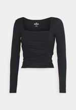 The Side Cinch Top In The Fast Lane