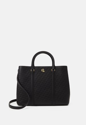 Sac cabas en cuir noir avec motif embossé, double poignée, longue bandoulière amovible et logo RLL doré au centre devant.