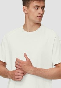 QS - T-shirt basic